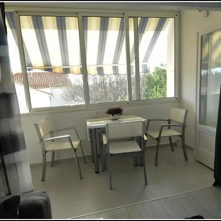 Karmen Apartment