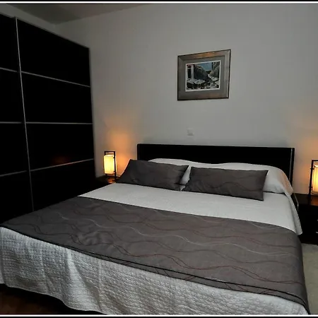 Apartman Karmen *