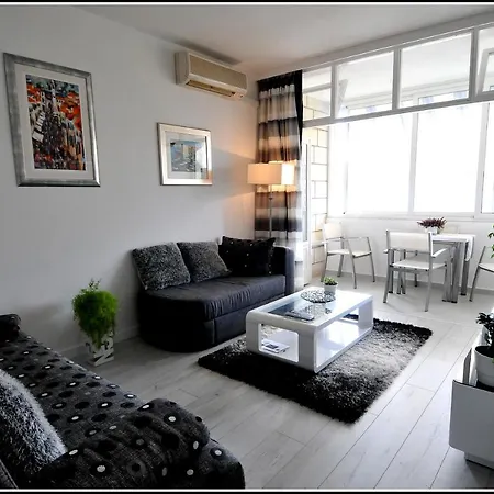 Apartment Karmen *